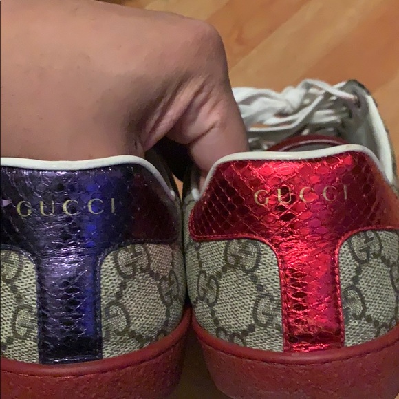 Gucci size 42 - Picture 2 of 2